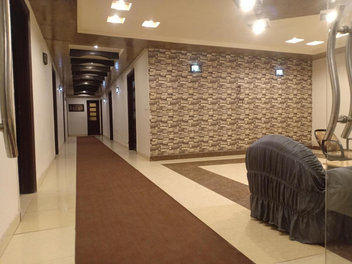 Hotel New Madina Faisalabad Luaran gambar